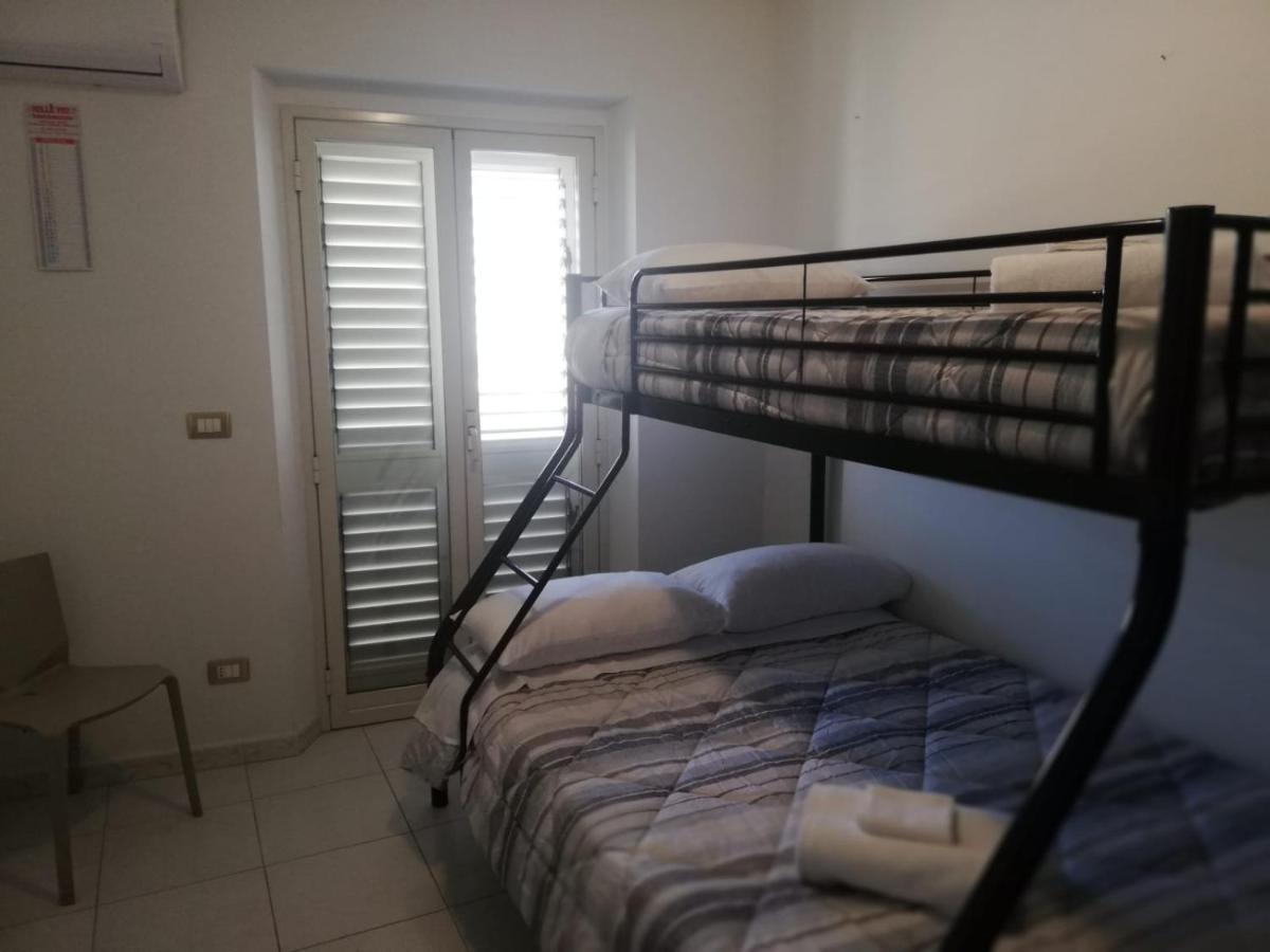 Il Laureato Apartment Reggio di Calabria Ngoại thất bức ảnh