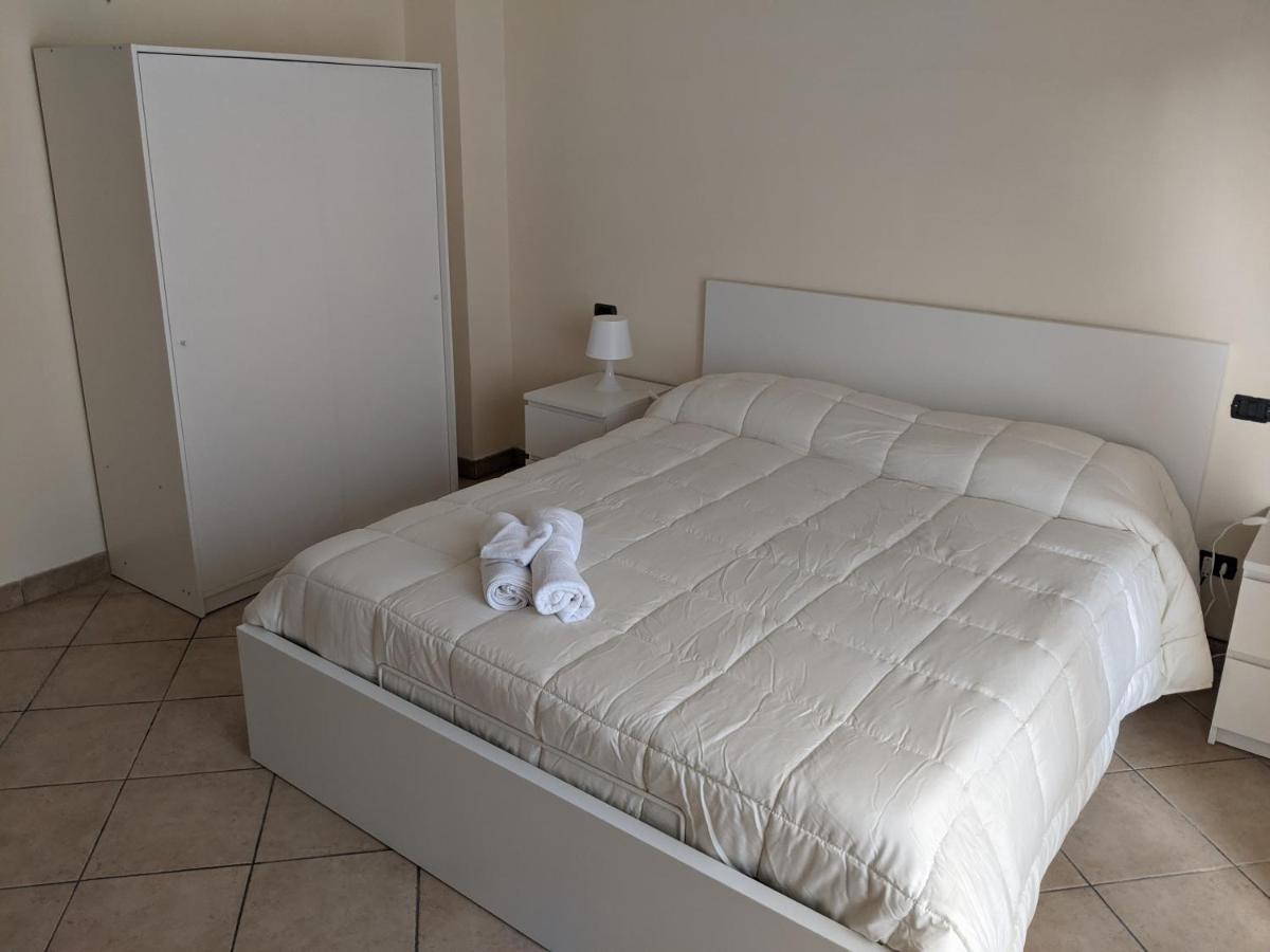 Il Laureato Apartment Reggio di Calabria Ngoại thất bức ảnh